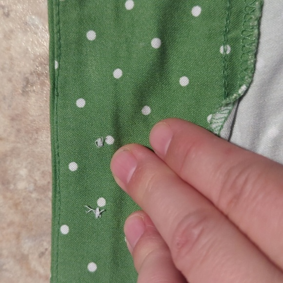 Chico's Lime Green Polka Dot Capris Size 3 Stretch - Picture 6 of 9